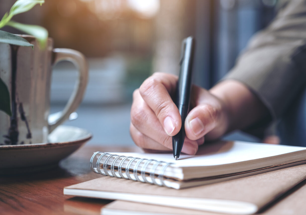 How to write a book review